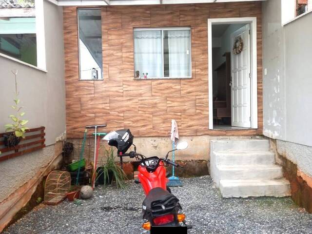 #733-1 - Casa para Locação em Brusque - SC - 2